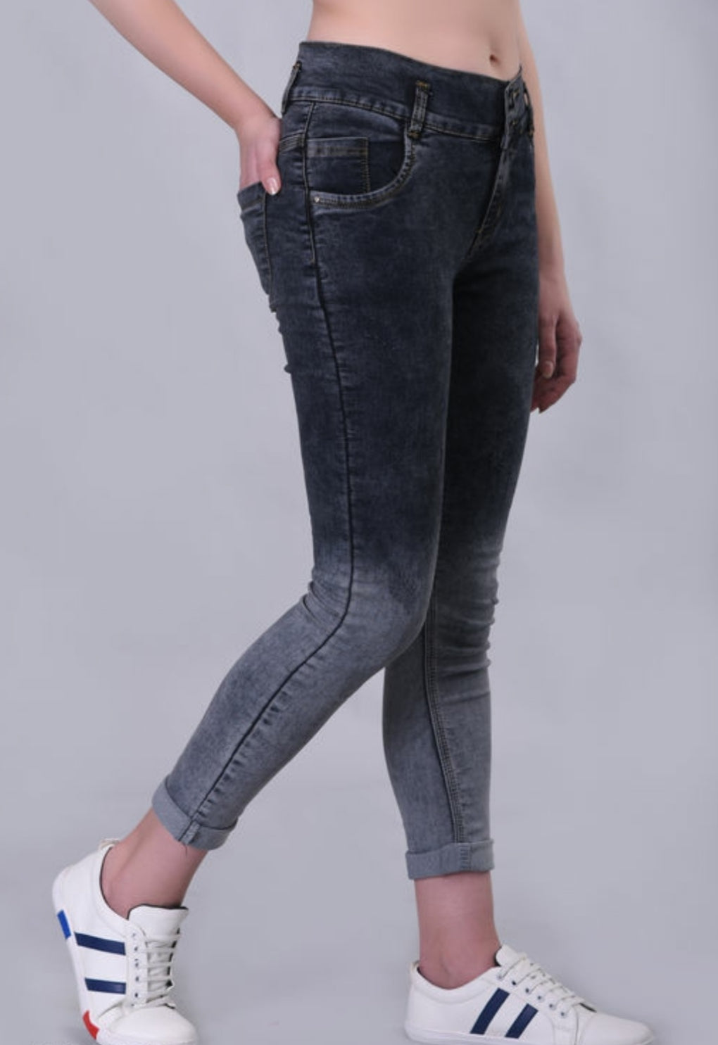 Stylish Women Branded Denim Skinny Twin-Shade Jeans
